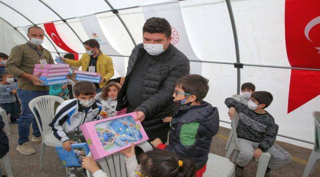 Başkan Kılıç depremin çocuklarını unutmadı