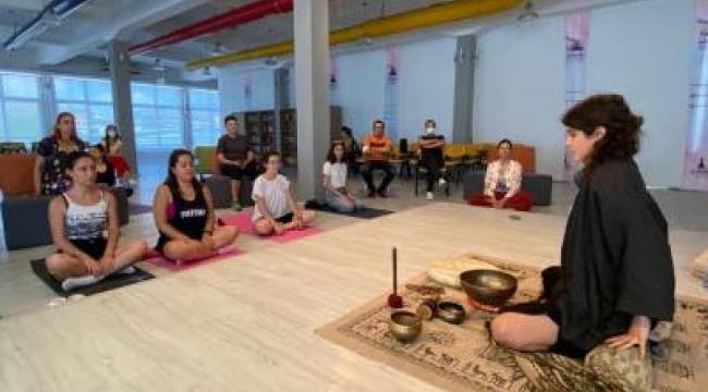 Dünya Yoga Günü etkinliğine büyük ilgi