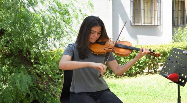 Bornova'nın genç yeteneği Amerika yolcusu 