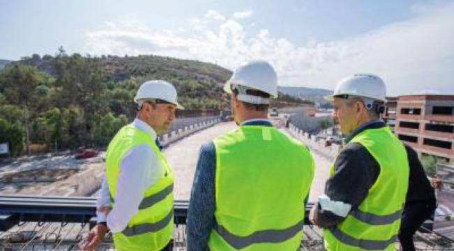 Başkan Soyer viyadük inşaatından müjde verdi