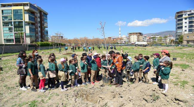 Bornova'da yeşil alan artıyor