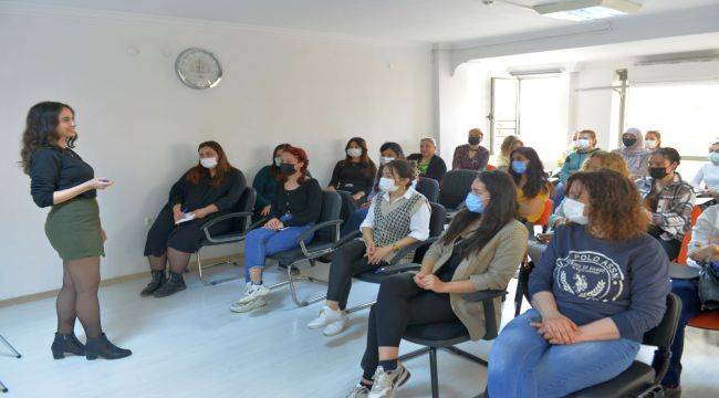 Çiğli Belediyesi'nden Kadınlara Sağlık Semineri