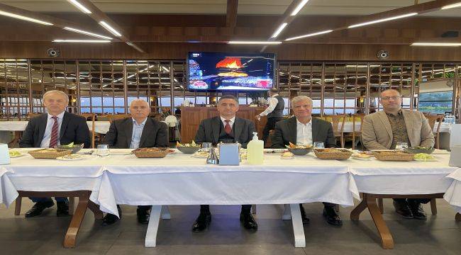 Narlıdere'de hep beraber iftar