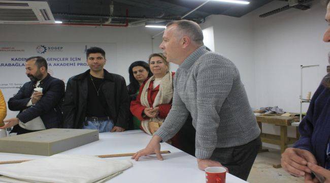 Mobilya Akademi'ye yoğun ilgi