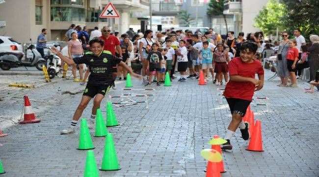 Başkan Ünsal 'Sokak Senin' coşkusuna ortak oldu 