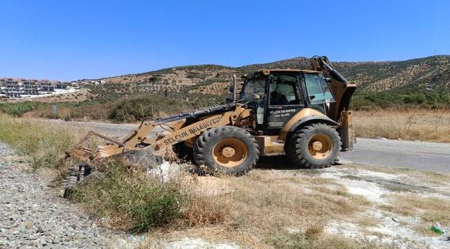 Efes Selçuk'ta Moloz Temizliği: Büyükşehir İle Ortak Çalışmalar Devam Ediyor